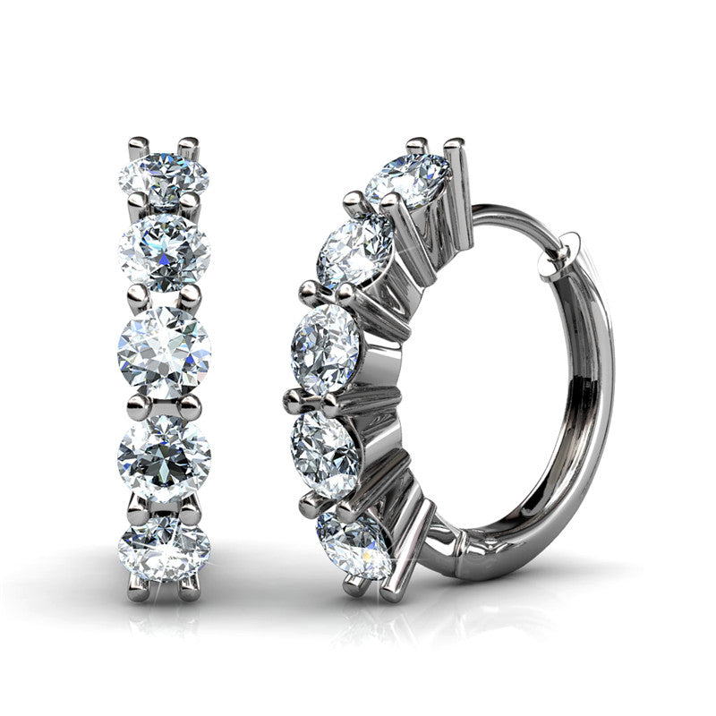Charming Crystal Earrings DE0043 by Veecans Jewellery with crystals from Swarovski