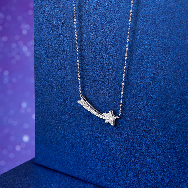 Comet necklace